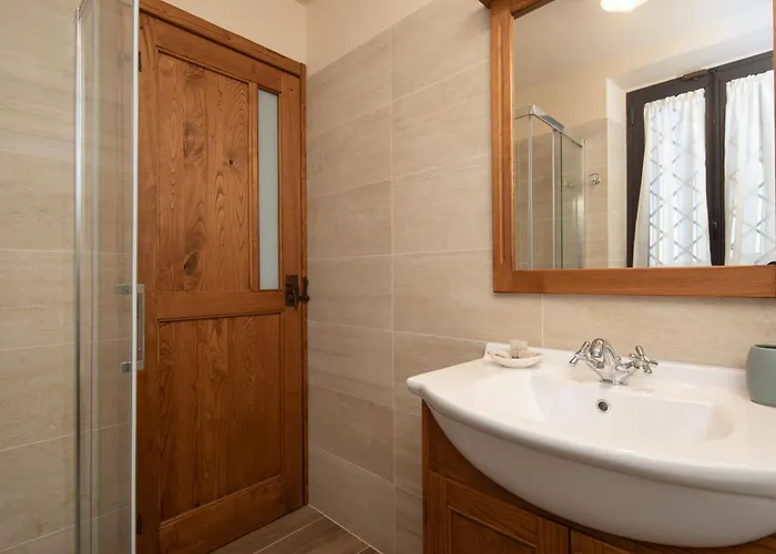 Setona 18 - By Vacavilla וילה *